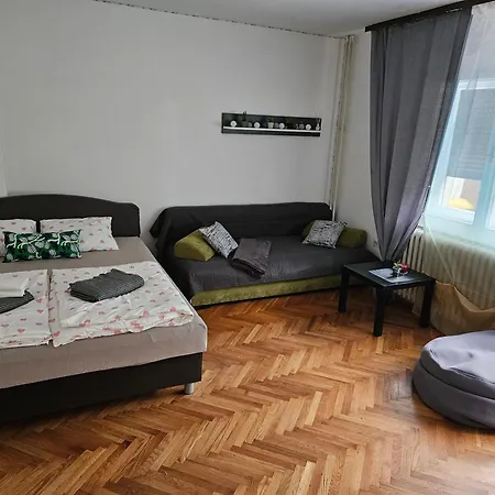 Kid 2 * Zagreb